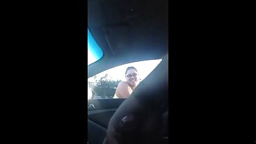 מילף שחרחורת מוערמת עם סרטי פורנו לצפיה ישירה תחת נפלא מקבל דפיקה קשה וידאו