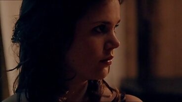 ציצים גדולים אמא חורגת מלוקקת וזיין אנאלי על ידי הזין הגדול של הבנים החורגים סרטי אונס חינם