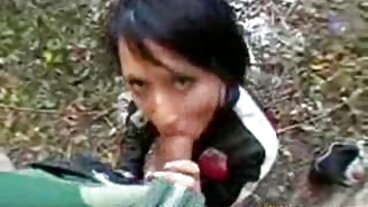 נערה רזה מתבגרת מקבלת את הכוס הצמוד שלה בחבטה וטיפול פנים סרטי סקס באורך מלא חינם